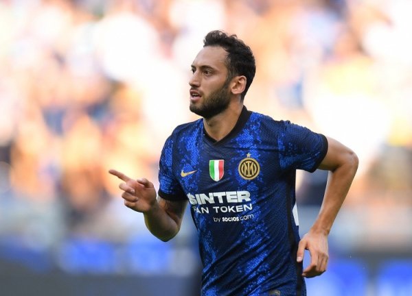 Capello: Cialhanoglu là Rodri 