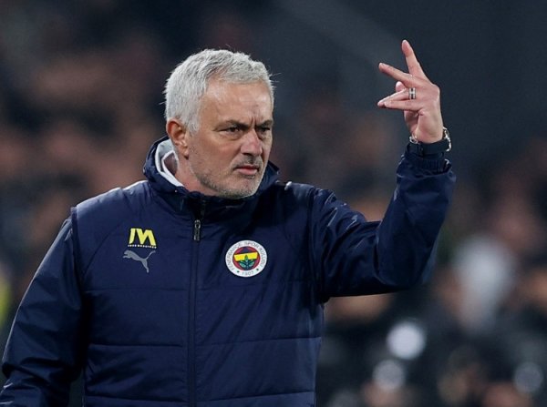 Mourinho: Fenerbahce là đội 